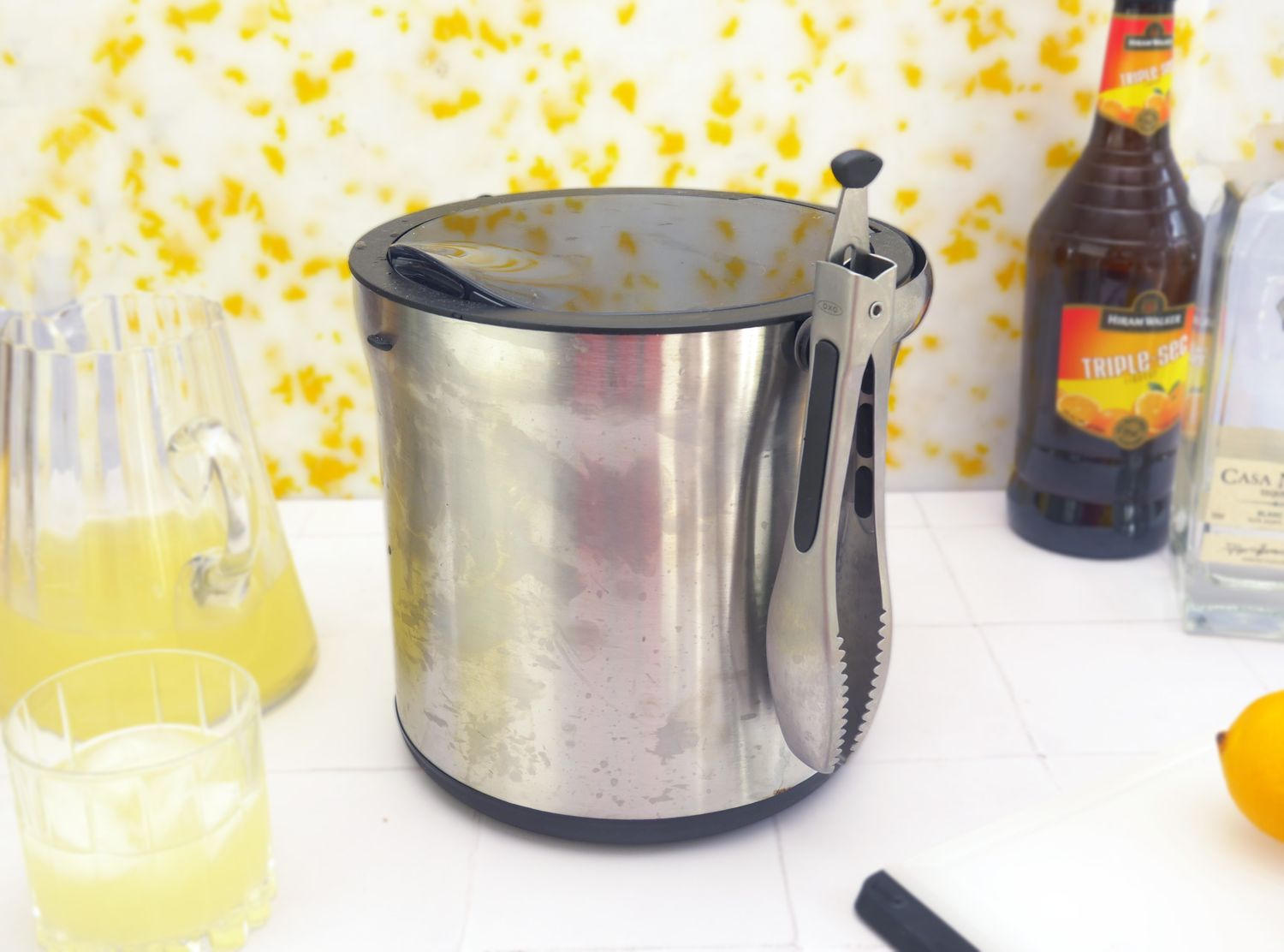 the OXO ice bucket with the lid closed