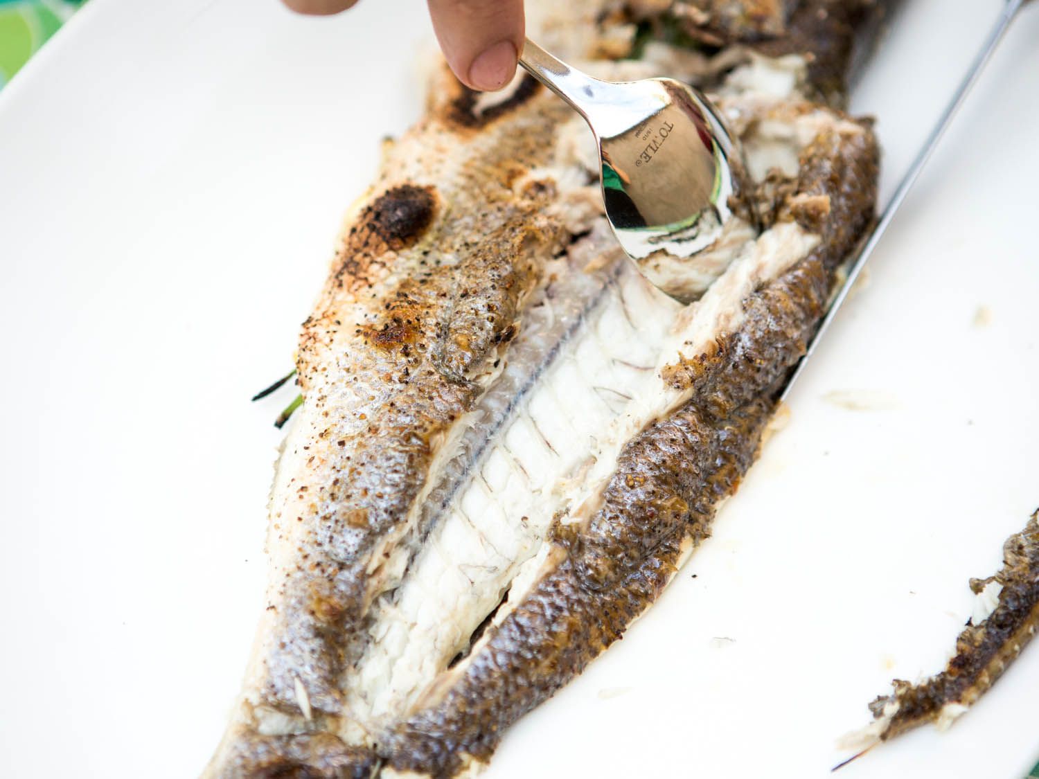 20140708-how-to-serve-whole-fish-vicky-wasik-11.jpg