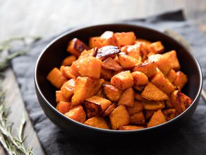 20161020-roasted-sweet-potato-variations-brown-butter-rosemary-vicky-wasik-6.jpg