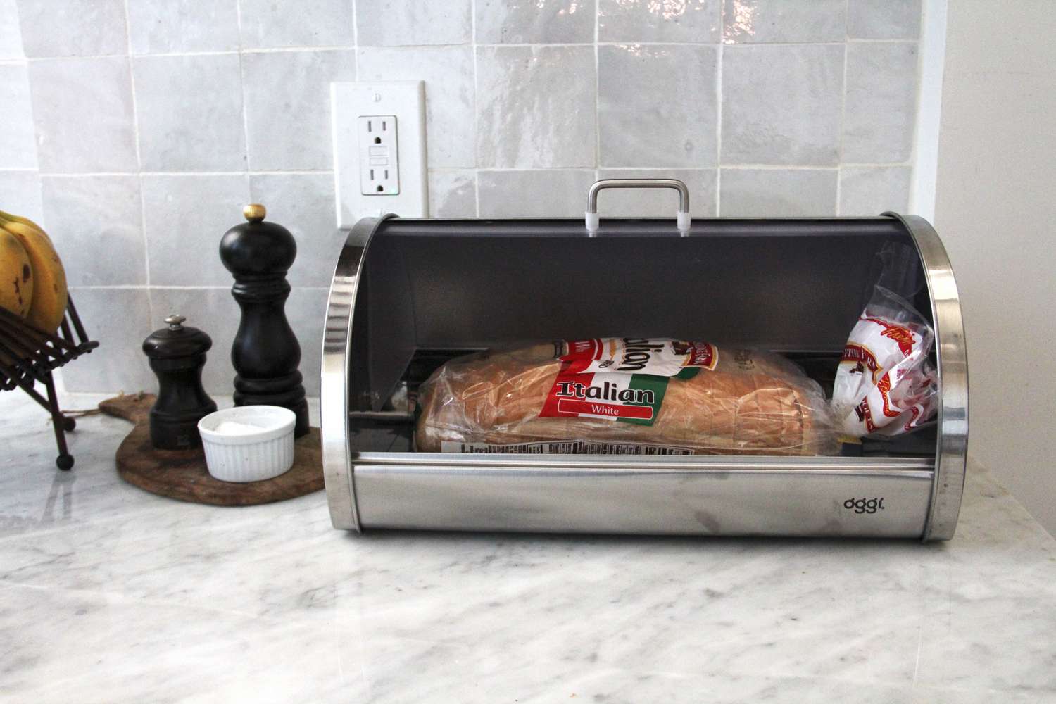 The Oggi bread box with a loaf of sandwich bread in it.