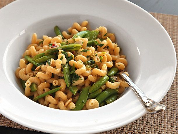 Pasta with Snap Peas, Garlic, Lemon Zest, and Black Pepper