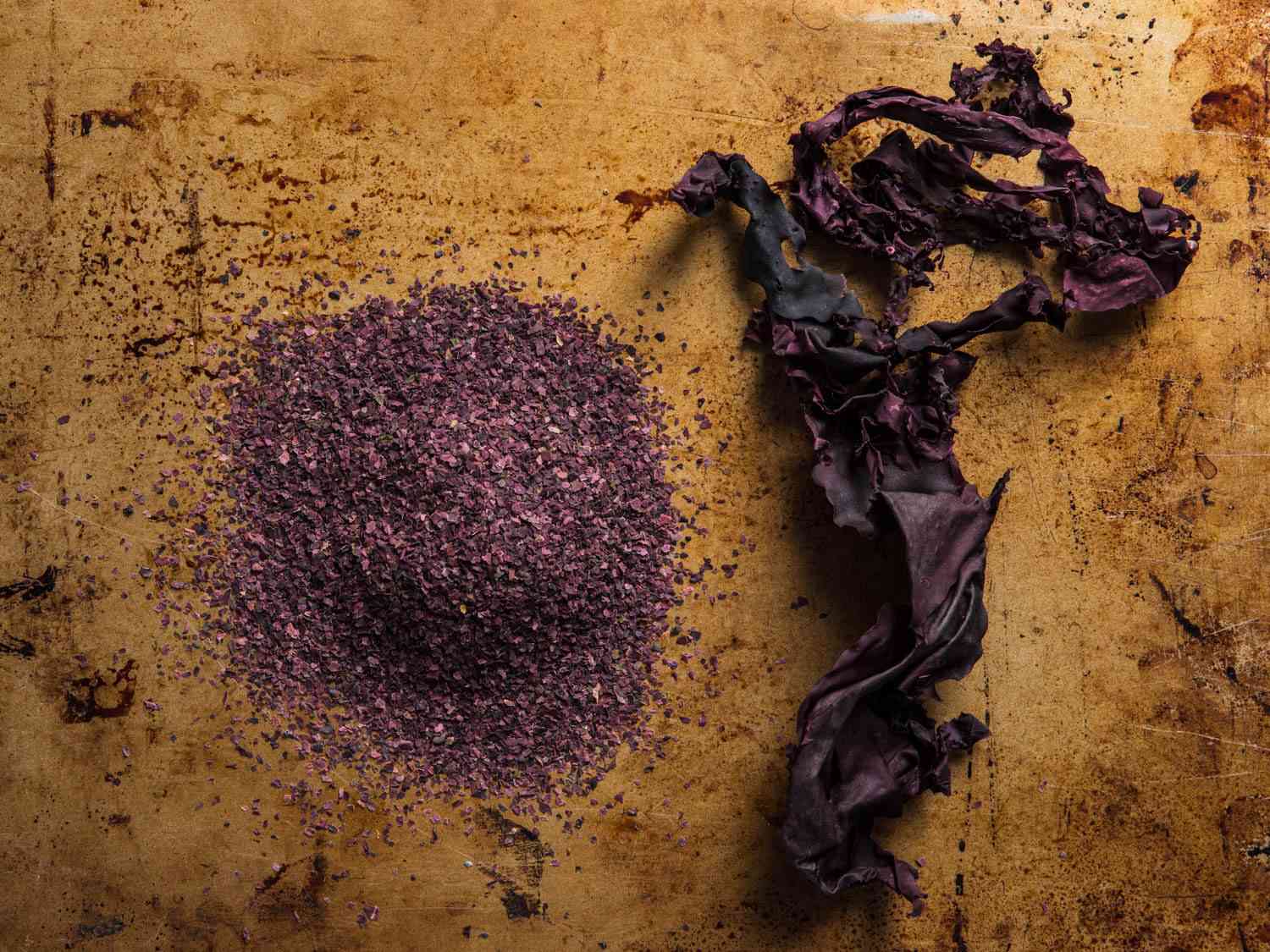 Powdered dulse next to whole-leaf dulse.