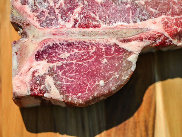 Close-up of the porterhouse's tenderloin side.