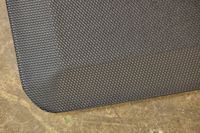 A close-up of the corner of the Sky Solutions Sky Mat 0.75-Inch Comfort Anti-Fatigue Mat