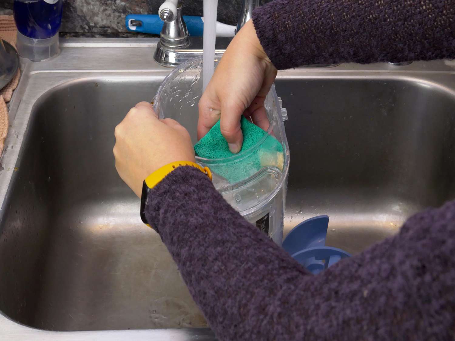 cleaning the ninja slushi