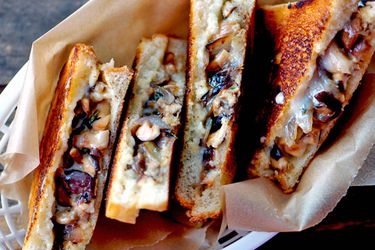 20120820-127677-Sauteed-Mushroom-Grilled-Cheese-PRIMARY.jpg