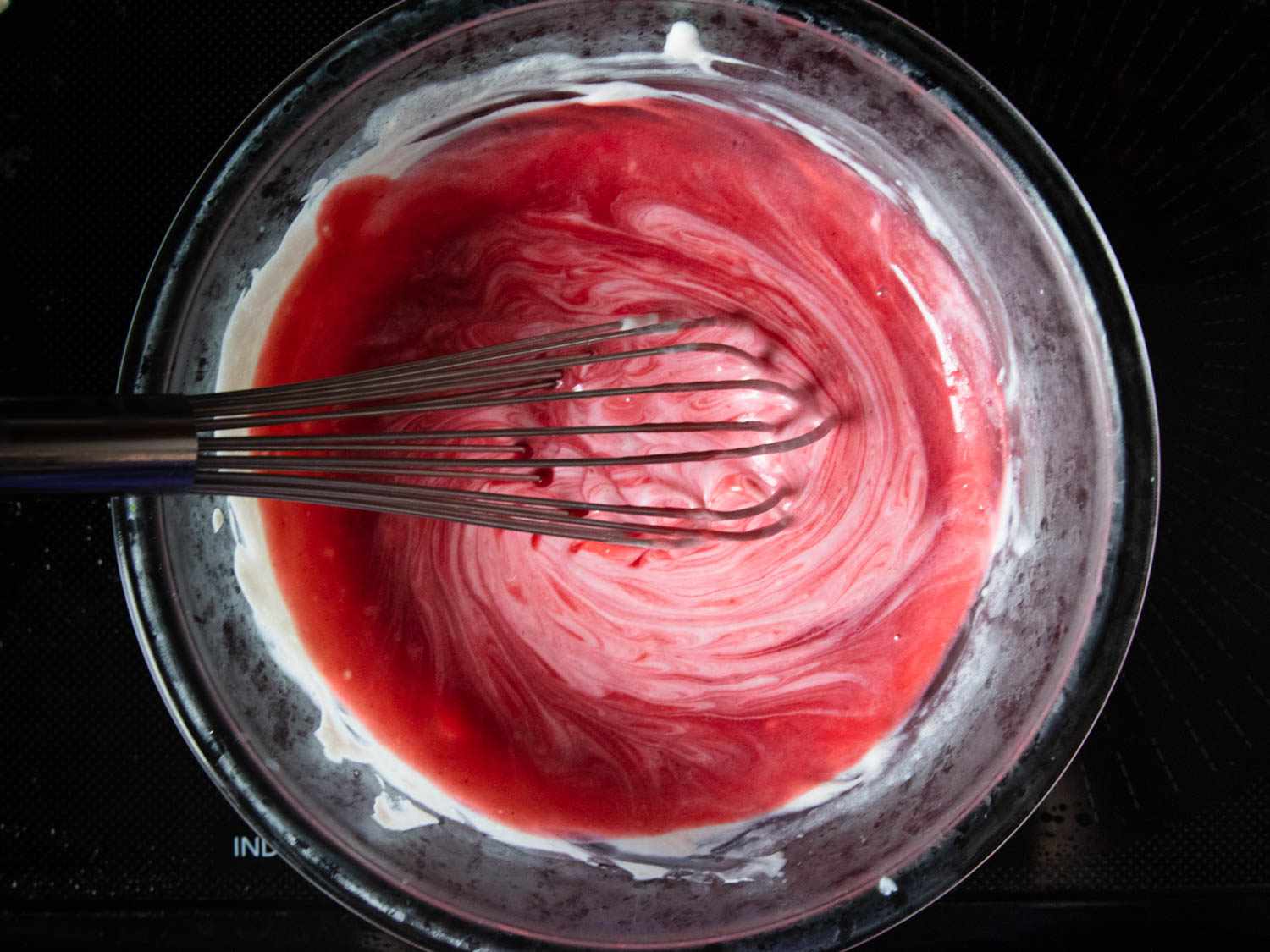 20200811-yogurt-fruit-popsicles-raspberry-vicky-wasik-5