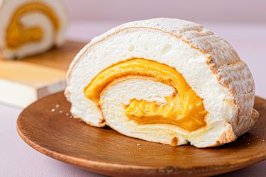 Side view of slice of brazo de mercedes
