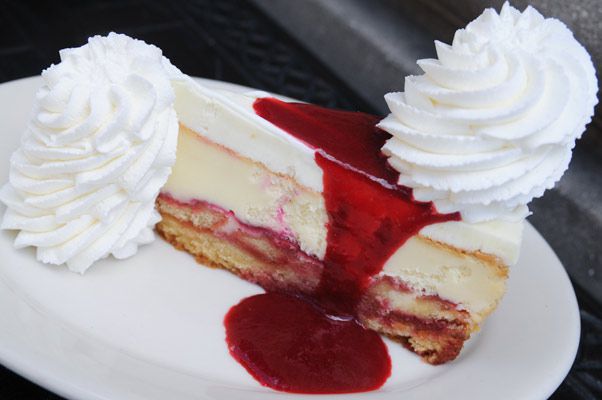 Lemon Raspberry Cream Cheesecake