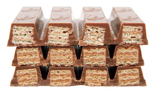 20110307-norway-kvikk-lunsj-kit-kat-stacked-cut.jpg