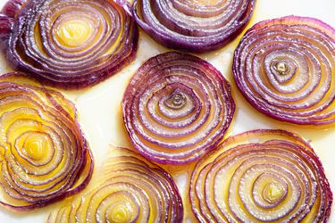 Sliced cooked onion rounds