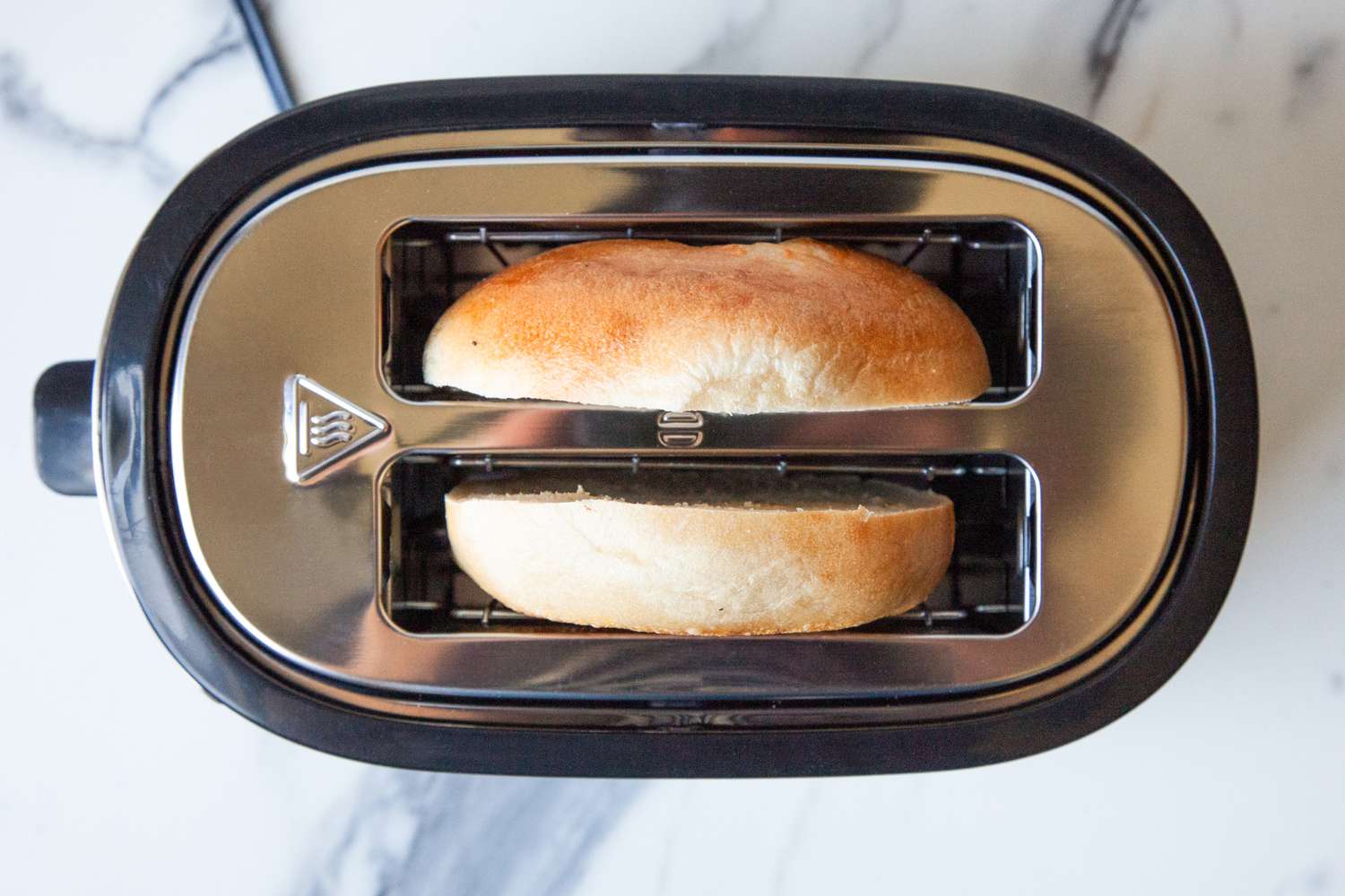 Hamilton Beach 2-Slice Extra Wide toaster