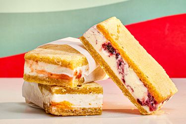 Side view of ice cream sandwiches