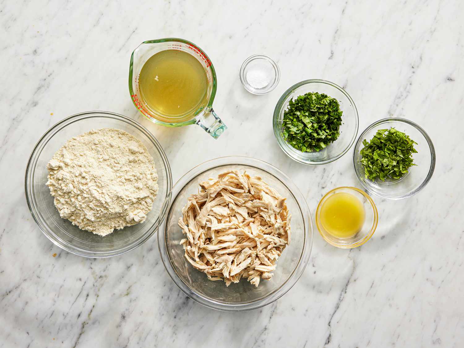 Mise en scene of ingredients need to make the chicken meatballs