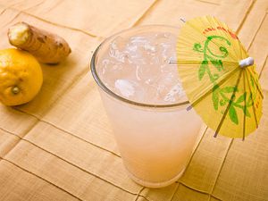 20120618-lemonade-variations-05.jpg