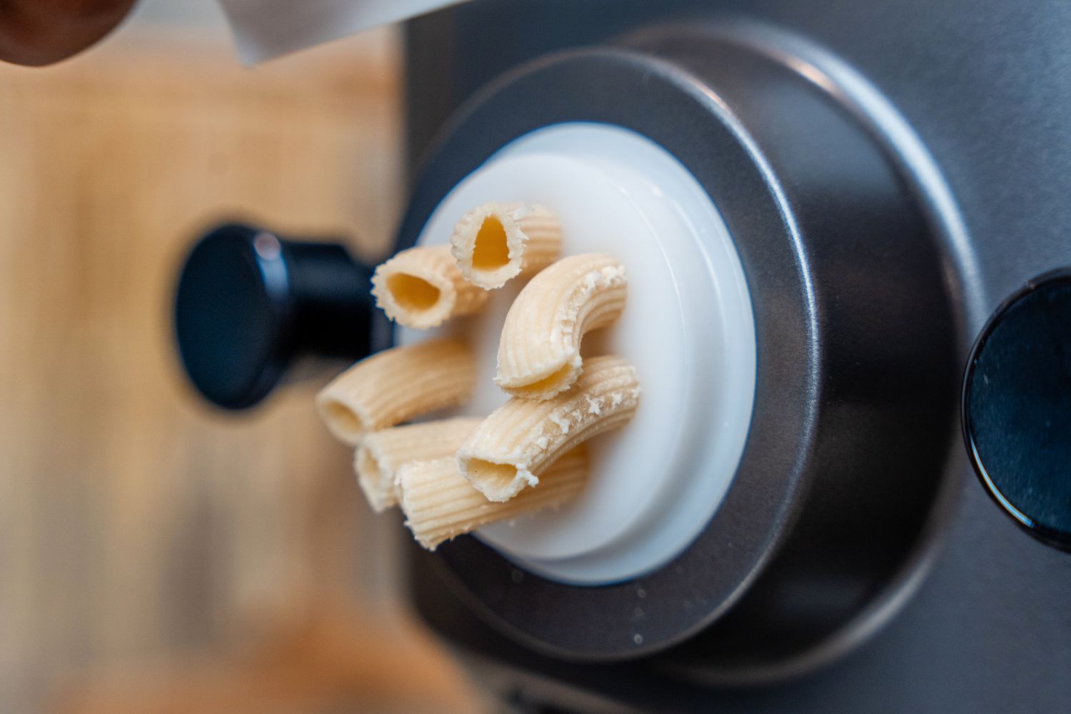  Philips Artisan Smart Pasta Maker
