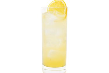 20120116-cocktail-lemon.jpg