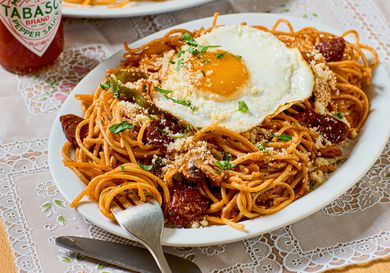 Side view of spaghetti napolitan