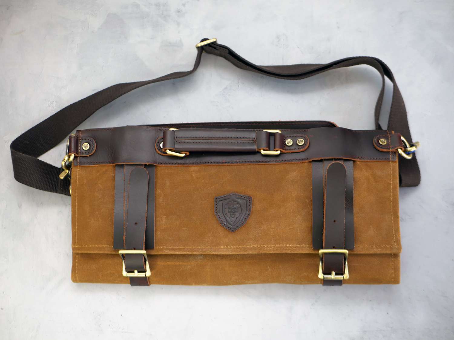 dalstrong knife roll on a gray surface