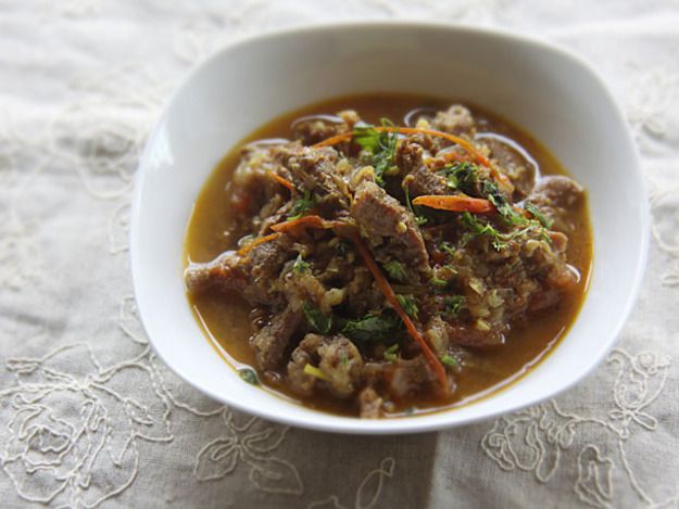 Indian-Style Stewed Beef With Chili