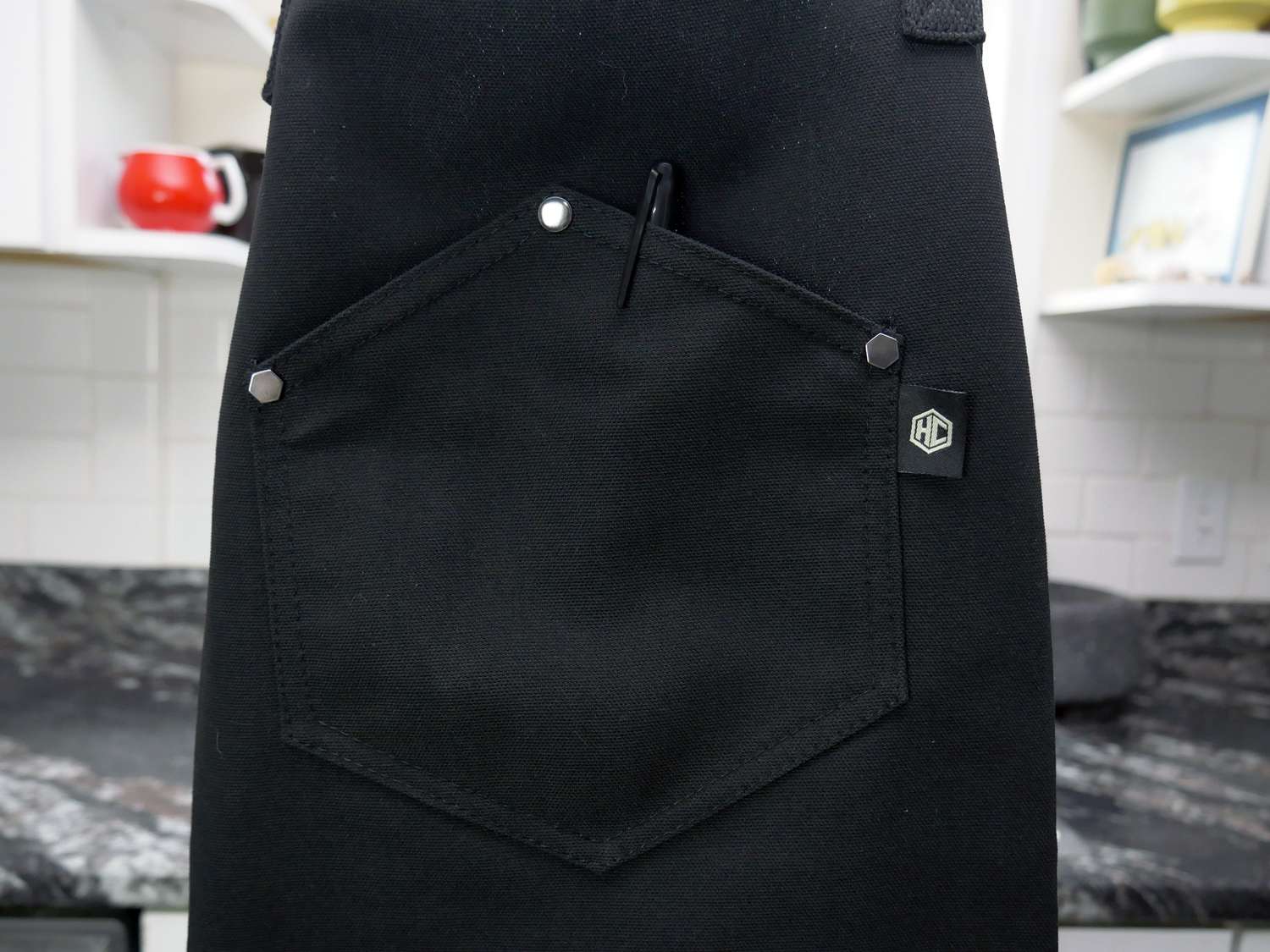 closeup of a sharpie marker in the hexclad front pocket