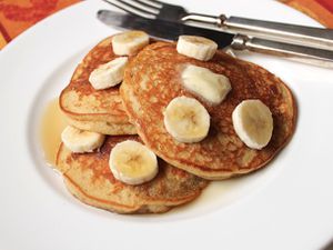 20130403-246117-BananaPancakes-SERecipes.jpg