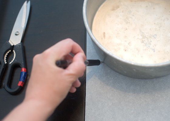 lining cake pans with parchment