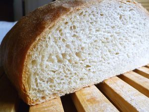 2011-bread-baking-70-percent-hydration-bread sliced.JPG