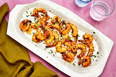 Overhead view of shrimp on a platter