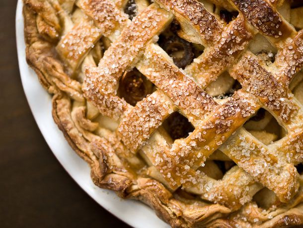 apple pie with lattice crust