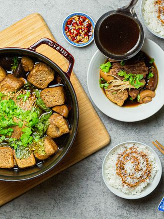 Overhead view of Bak Kut Teh