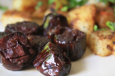 20110712-morcilla-potatoes-primary.jpg