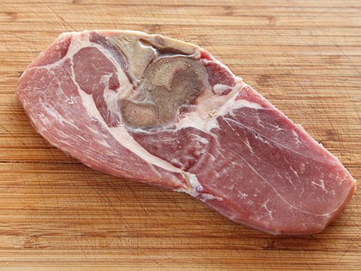 Jinhua ham on a cutting board.