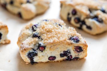 20170303-blueberry-lemon-vegan-scones-vicky-wasik-8.jpg
