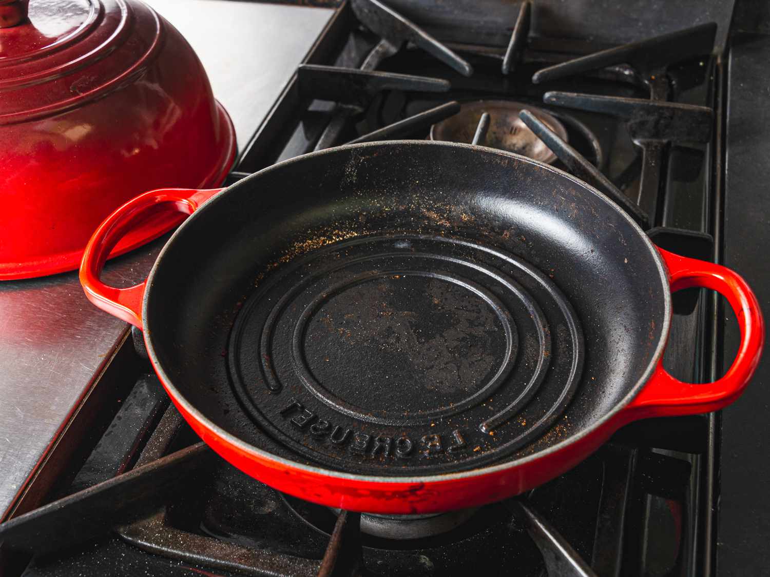 The base of the Le Creuset bread oven