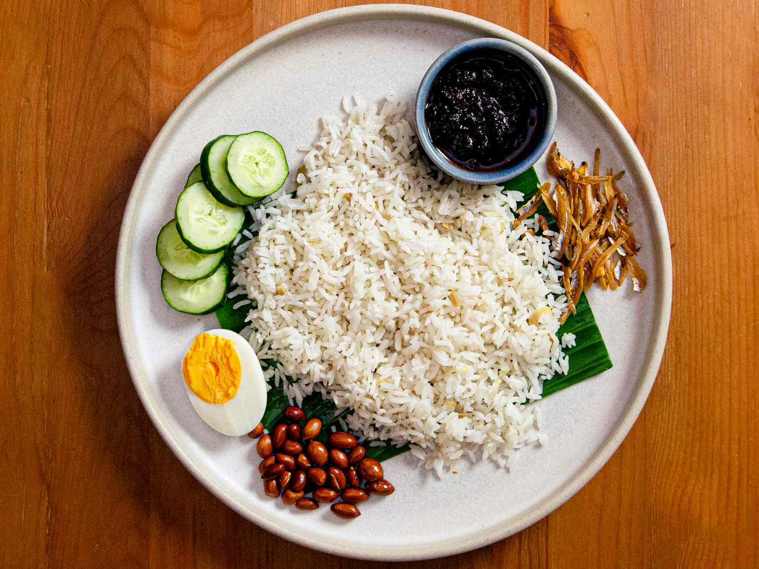 Overhead view of Nasi lemak 