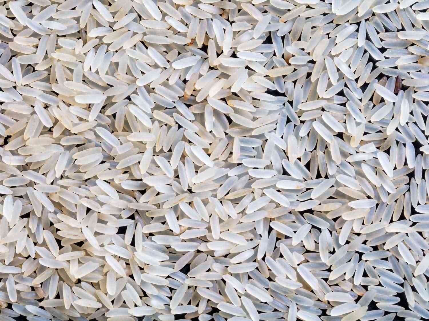Close up of extra long grain parboiled rice.