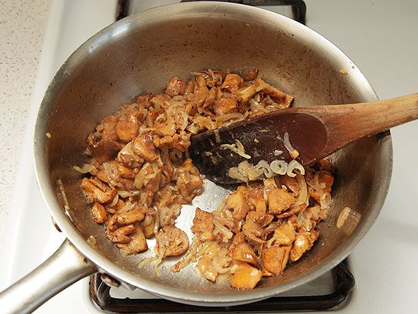 The chanterelle-shallot-garlic mixture is cooked until the pan is relatively dry.