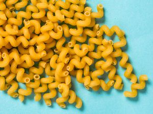 20200410-cavatappi-vicky-wasik-sq-blue