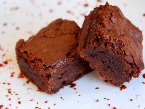 Brownies with chile