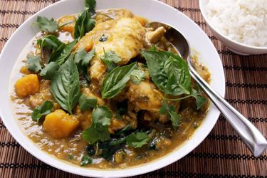 20140402-pressure-cooker-thai-chicken-squash-eggplant-spinach-curry-08-edit.jpg