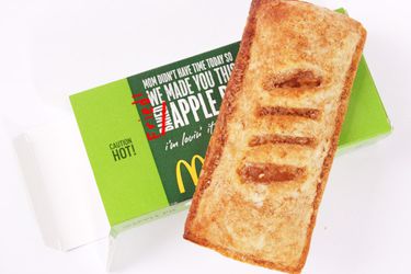 20120406-mcdonalds-fried-apple-pie-1.jpg