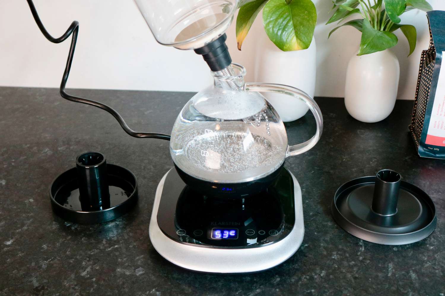 Water heating in an electric siphon coffee brewer