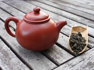 030811-140769-tea-technique-oolong-steeping-1.jpg