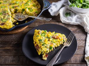 20160703-frittata-bacon-gruyere-corn-emily-matt-clifton-11.jpg