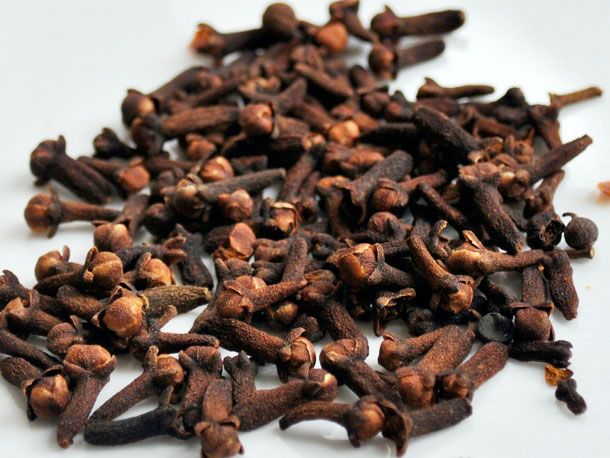 20110209-136748-cloves-clove-big.jpg