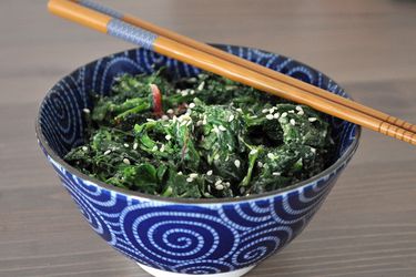 20111101-seriousentertaining-japanesehomecooking-spinach.JPG