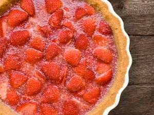 20150625-Summer-Strawberry-Pie-beauty-1-Yvonne-Ruperti2.jpg