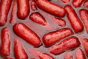20110203-party-snacks-whiskey-wieners-recipe.jpg