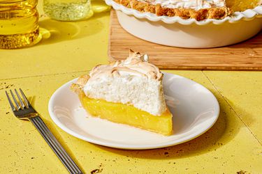 Side view of lemon meringue pie.